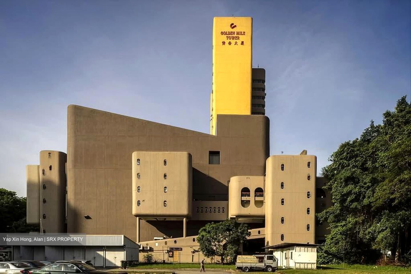 Golden Mile Tower (D7), Retail #586614191